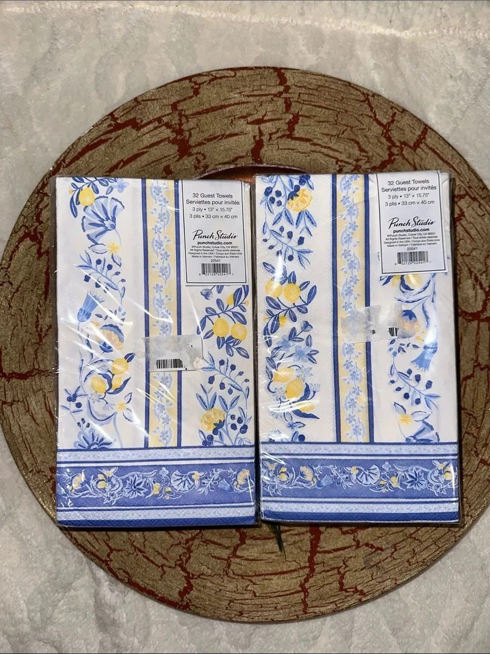 White Blue Yellow Gold Lemon Floral Vines  Fl Set of 32 x 2 Guest Size Towels